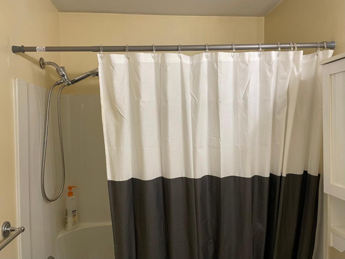 Sooke Vacation Suite Bagian luar foto